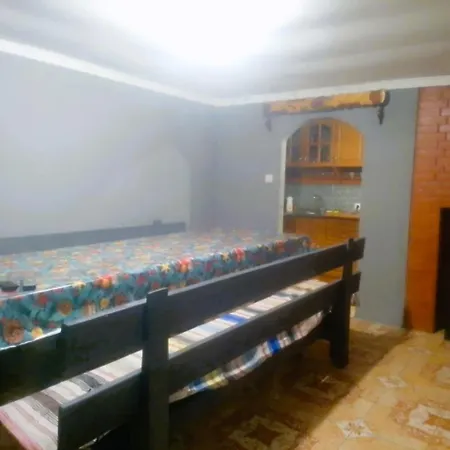 перша хата Apartment *